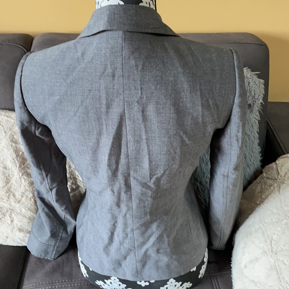 TAHARI Arthur S. Levine Gray Blazer Jacket Size 2P - Picture 7 of 9